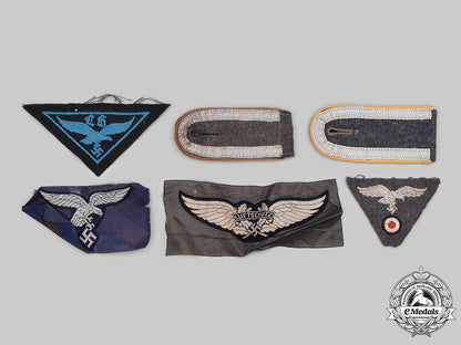 germany,_luftwaffe._a_mixed_lot_of_uniform_insignia_c2020_446_mnc4022_1