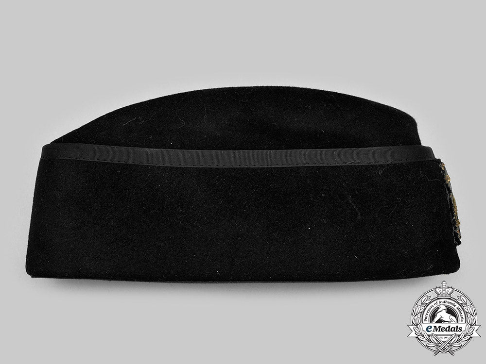 italy,_kingdom._a_national_fascist_party_member’s_overseas_cap,_by_old_england_c2020_456_mnc3467_1