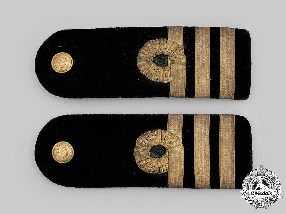 slovakia,_first_republic._a_slovak_river_police_officer’s_visor_cap,_by_franz_kaniok_c2020_465_mnc8600_2_1_1