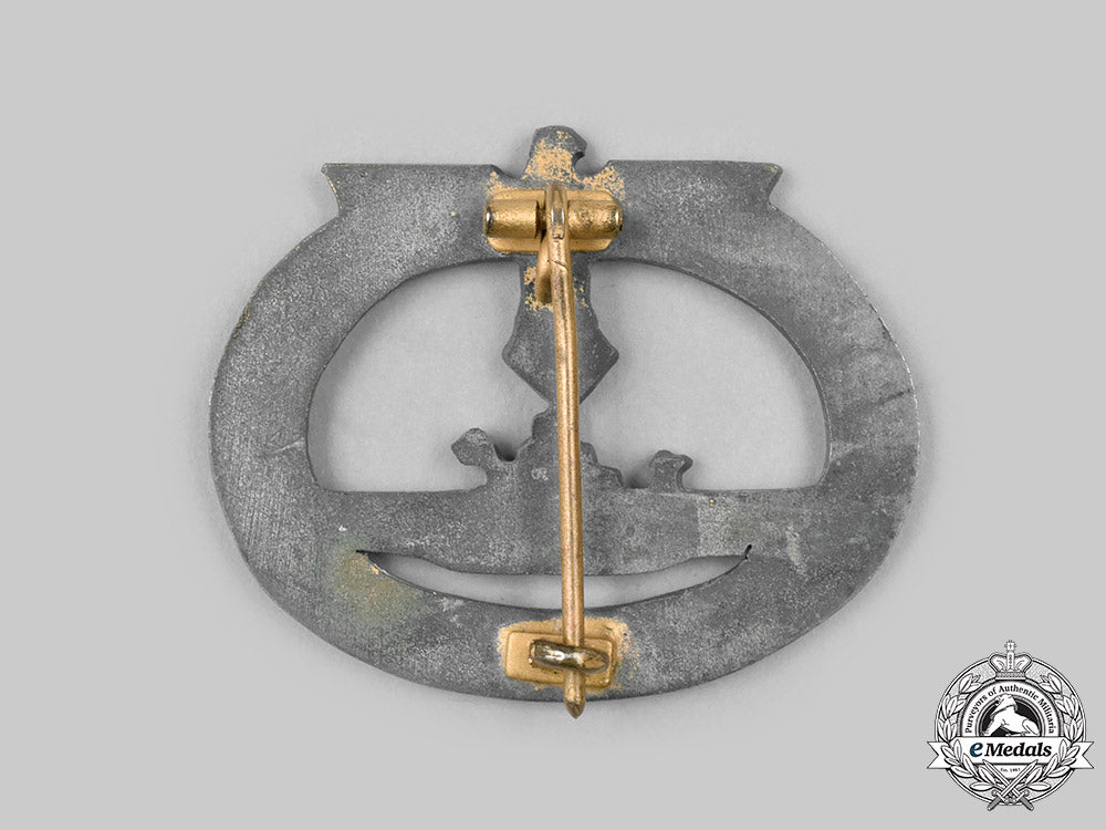 germany,_kriegsmarine._a_u-_boat_war_badge,_wiedmann_design_c2020_472_mnc1251