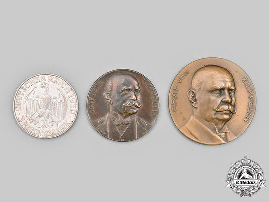 germany,_imperial,_weimar_republic._three_zeppelin_commemorative_medals_c2020_494_mnc7596
