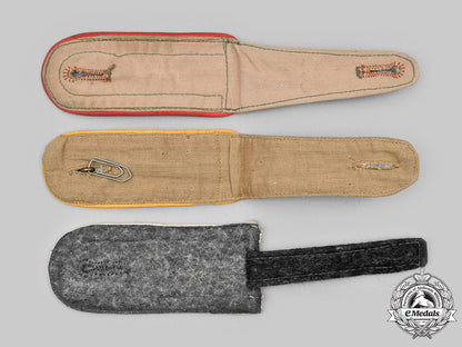 germany,_heer._a_lot_of_shoulder_straps_c2020_505_mnc2012_1