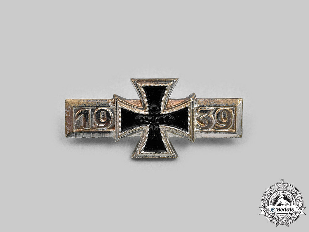 germany,_federal_republic._a1939_iron_cross_repetition_clasp,1957_version_c2020_513_mnc2777_1