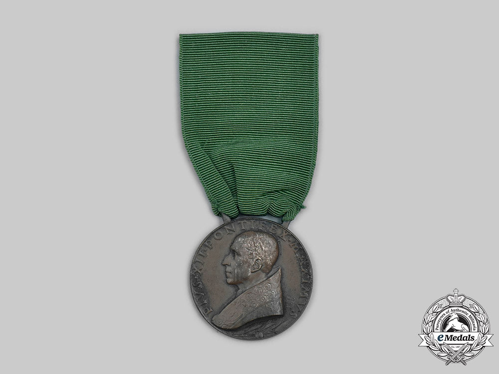 vatican._a_jubilee_and_bene_merenti_medal_of_pope_pius_xii1950_c2020_513_mnc3612_1