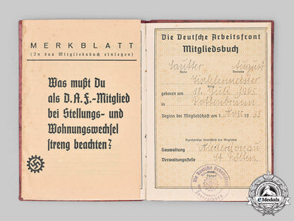 germany,_wehrmacht._a_pair_of_identity_documents_to_august_lautter_c2020_514_mnc1855_1