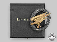 Germany, Luftwaffe. A Fallschirmjäger Badge, With Case, By Wilhelm Deumer