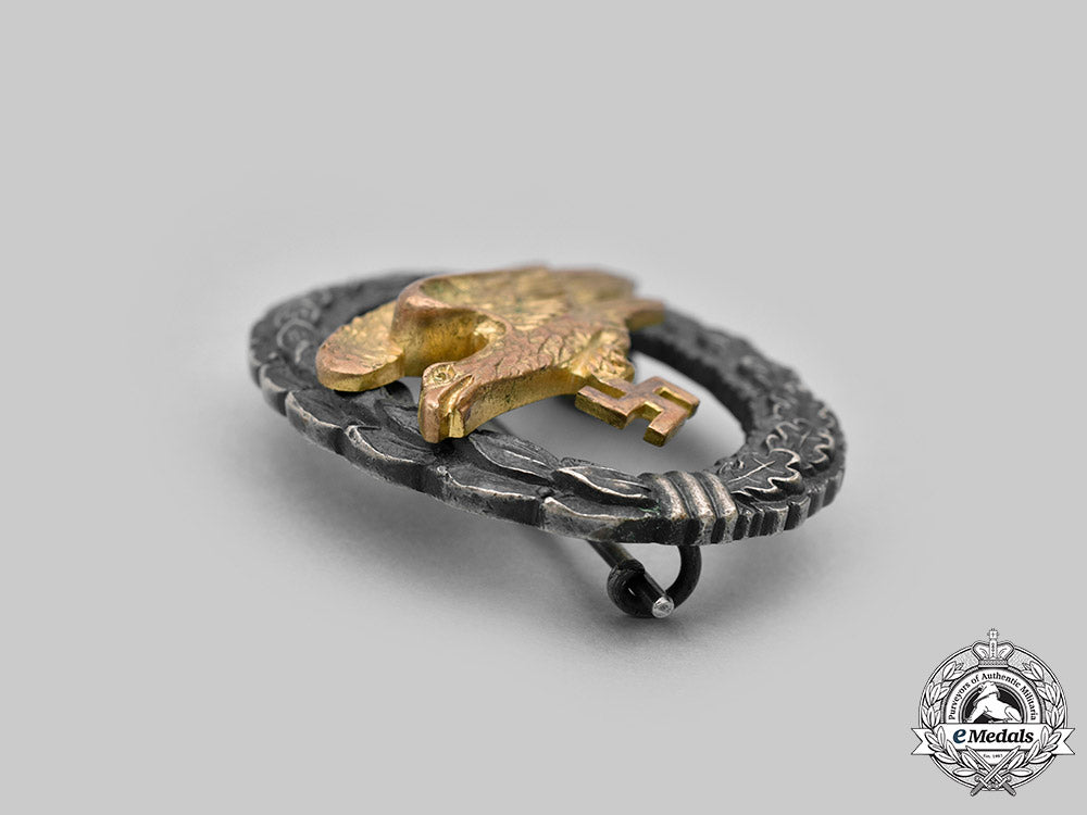 germany,_luftwaffe._a_fallschirmjäger_badge,_with_case,_by_wilhelm_deumer_c2020_518_mnc5069_1
