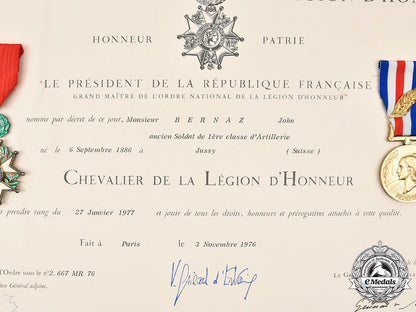 france,_v_republic._two_awards_mounted_to_a_named_award_document_c2020_546_mnc5418_1
