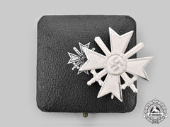 Germany, Wehrmacht. A War Merit Cross I Class With Swords, With Case, By Kerbach & Österhelt