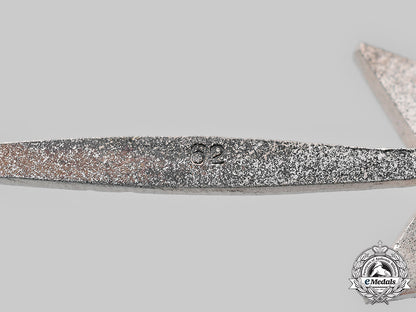 germany,_wehrmacht._a_war_merit_cross_i_class_with_swords,_with_case,_by_kerbach&österhelt_c2020_571_mnc2597
