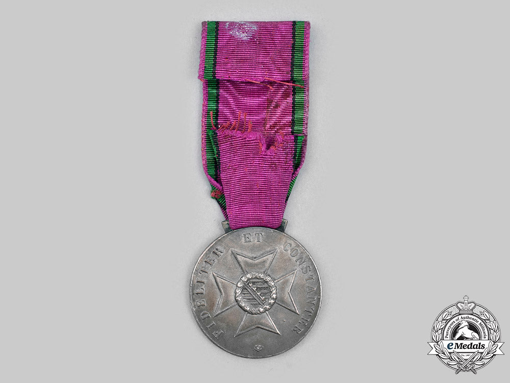 saxe-_coburg_and_gotha,_duchy._an_saxe-_ernestine_house_order_silver_merit_medal,_with1914-17_clasp_c2020_573_mnc6312_1