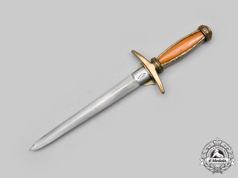 czechoslovakia,_protectorate_of_bohemia_and_moravia._a_m39_government_dagger,_by_a._mrazek_c2020_575_mnc8013