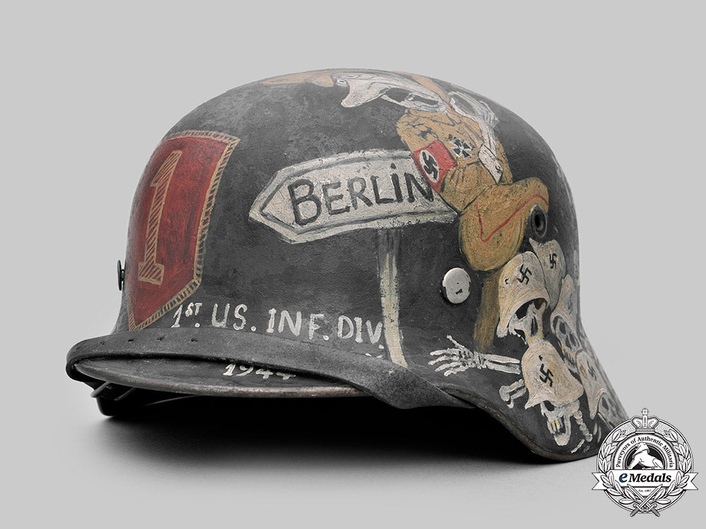 united_states._a_wehrmacht_m40_steel_helmet_with_g.i._souvenir_painting,1_st_infantry_division_c2020_580_mnc3093