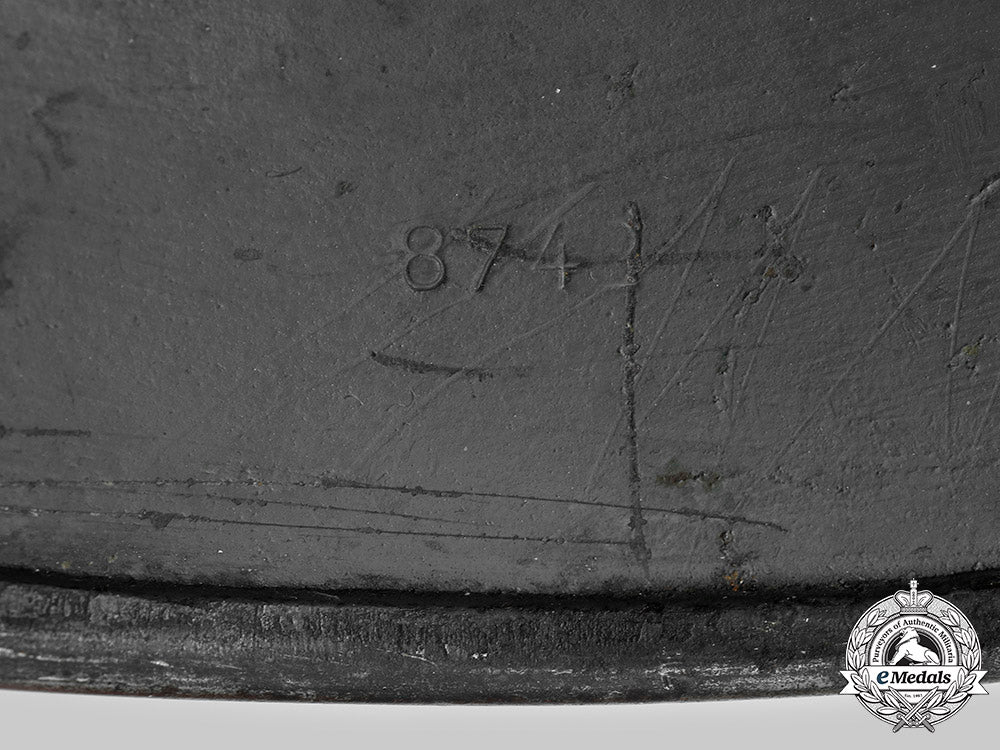 united_states._a_wehrmacht_m40_steel_helmet_with_g.i._souvenir_painting,1_st_infantry_division_c2020_588_mnc3114
