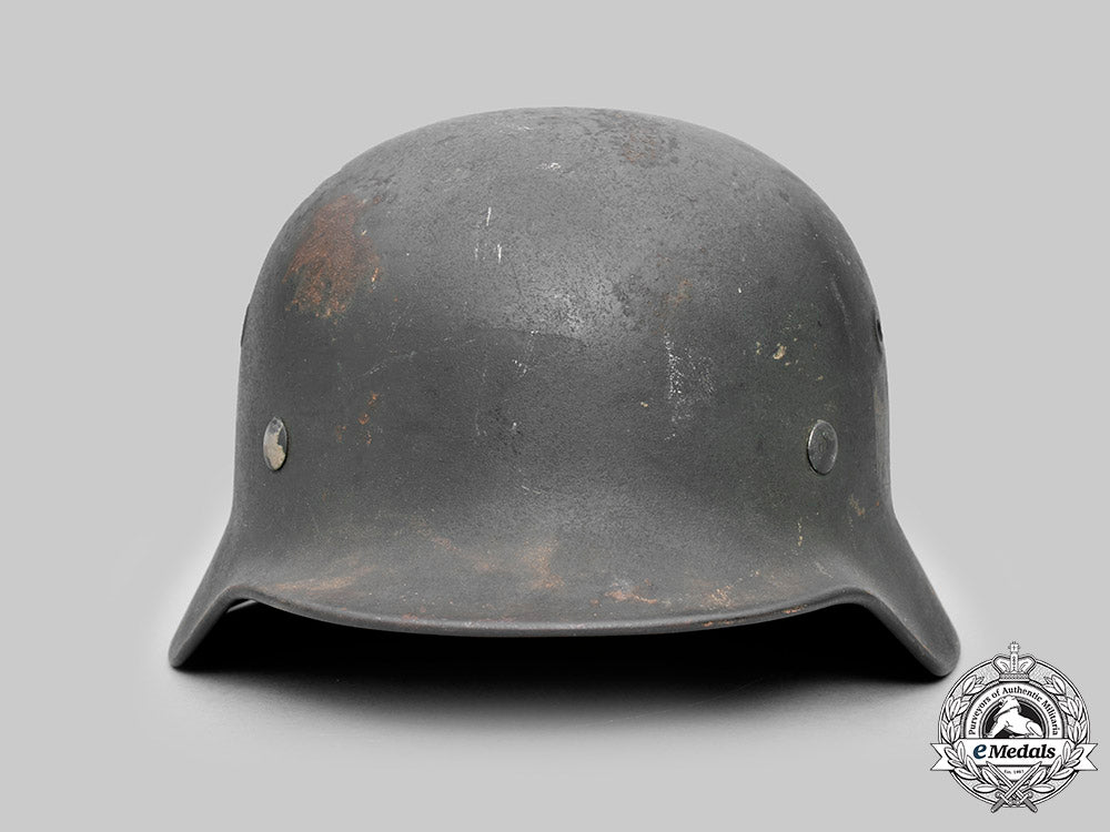 germany,_heer._a_single_decal_m40_steel_helmet,_by_f.w._quist_c2020_591_mnc3139_1