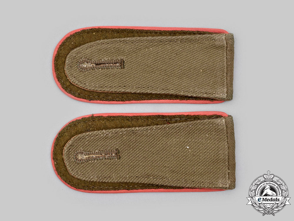 germany,_heer._a_set_of_tropical_panzer_enlisted_shoulder_straps_c2020_591_mnc9683