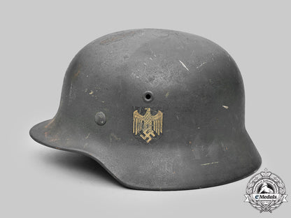 germany,_heer._a_single_decal_m40_steel_helmet,_by_f.w._quist_c2020_594_mnc3222_1