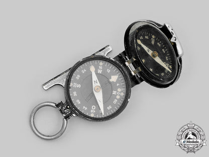 germany,_wehrmacht._a_field_compass_c2020_625_mnc9746