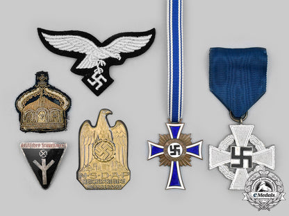 germany,_third_reich._a_mixed_lot_of_badges_and_insignia_c2020_629_mnc9755_1
