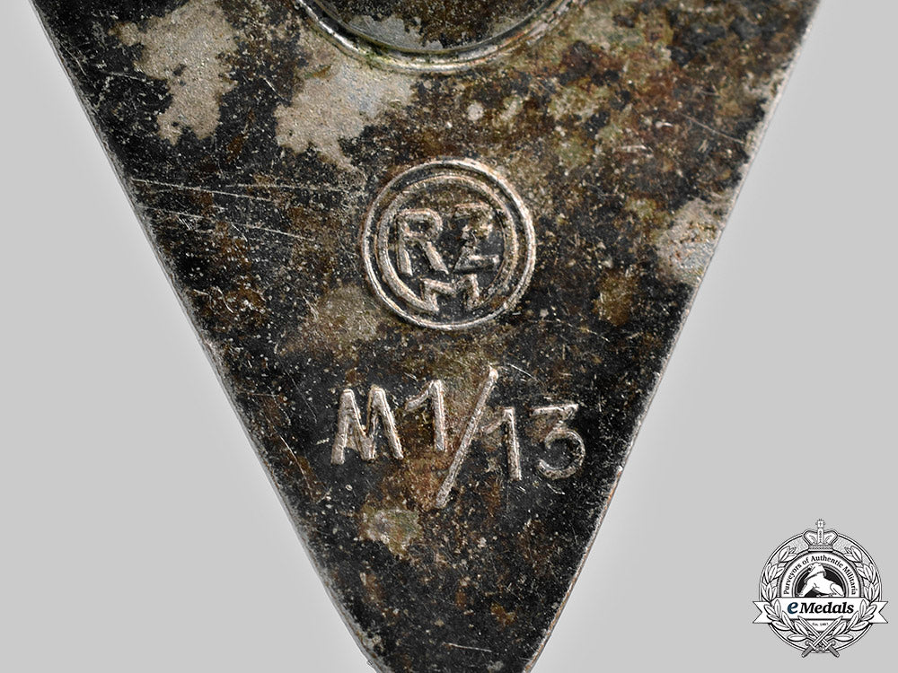 germany,_third_reich._a_mixed_lot_of_badges_and_insignia_c2020_631_mnc9759_1