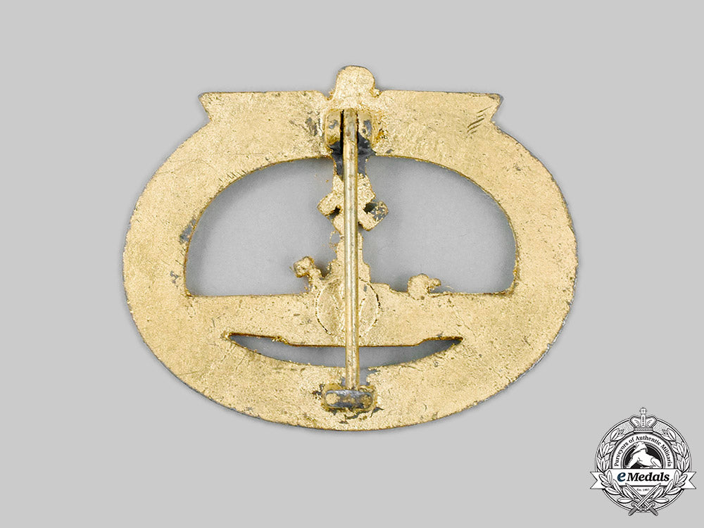 germany,_kriegsmarine._a_u-_boat_war_badge,_by_gebrüder_wegerhoff_c2020_644_mnc2019