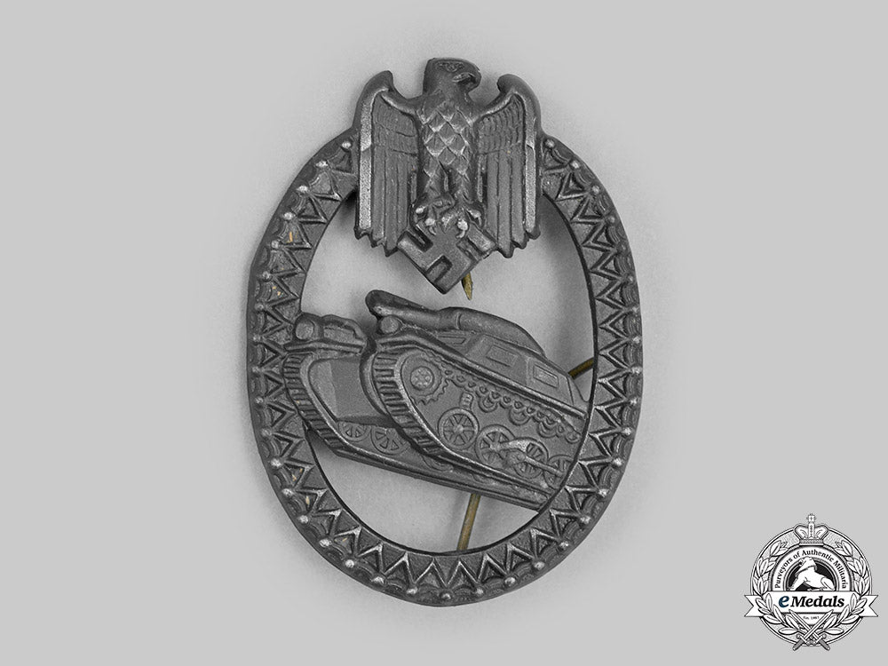 germany,_wehrmaht._a_panzer_marksmanship_lanyard_insignia_c2020_644_mnc3201_1
