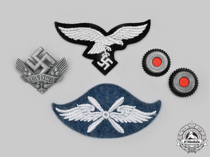 germany,_third_reich._a_mixed_lot_of_uniform_insignia_c2020_645_mnc8362_1