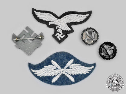germany,_third_reich._a_mixed_lot_of_uniform_insignia_c2020_646_mnc8364_1