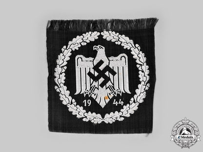 germany,_nsrl._a1944_nsrl_sports_badge,_silver_grade,_cloth_version_c2020_651_mnc9955
