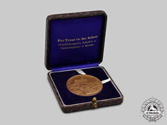 Germany, Weimar Republic. A Thuringia Chamber Of Industry And Commerce Merit Medal In Case