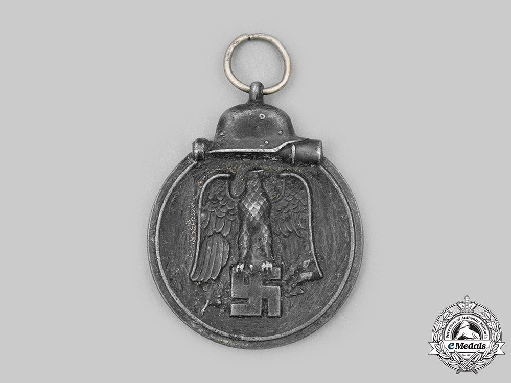 germany,_wehrmacht._an_eastern_front_medal,_with_award_document,_to_obergefreiter_franz_c2020_657_mnc3170_1