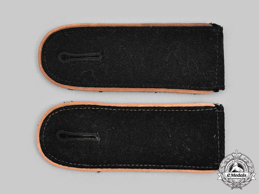 germany,_ss._a_set_of_waffen-_ss_mann_reconnaissance_shoulder_straps_c2020_687_mnc7795_1