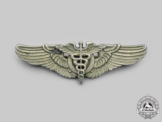 united_states._an_army_air_force(_usaaf)_flight_surgeon_dress_wings,_by_b.s.meyer,_c.1945_c2020_692_mnc0124