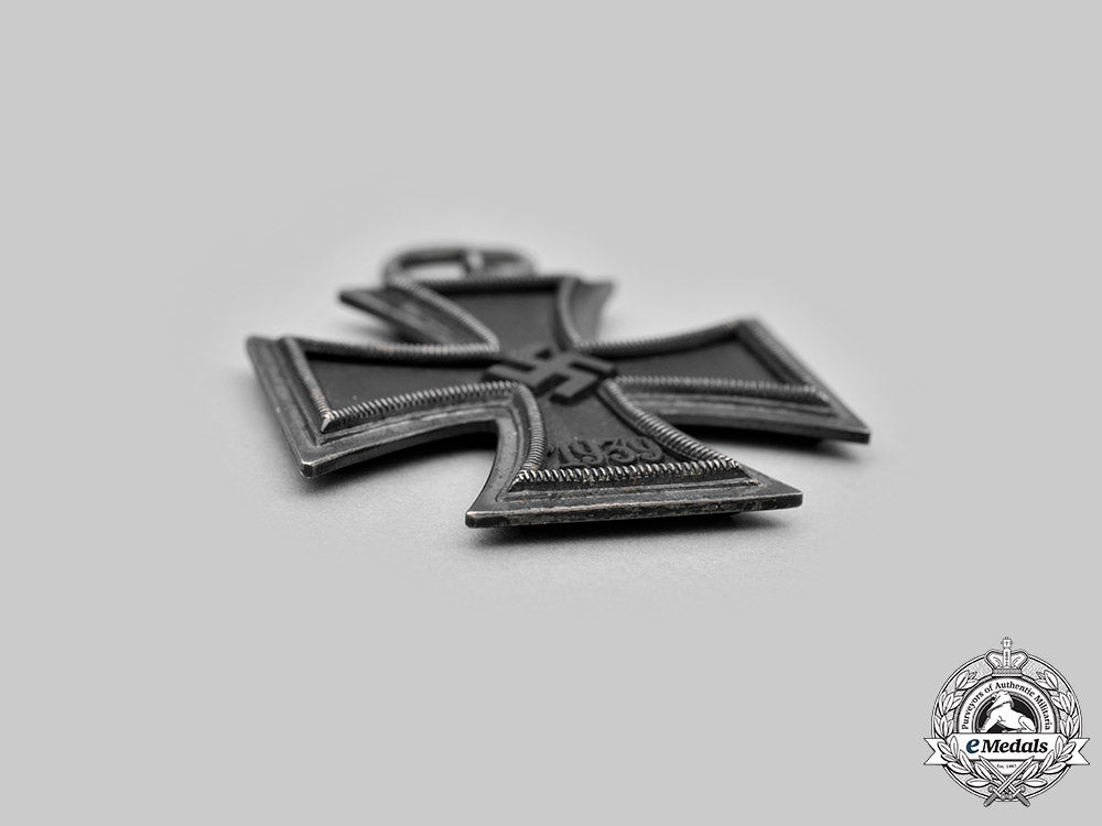 germany,_wehrmacht._a1939_iron_cross_ii_class_c2020_692_mnc3505