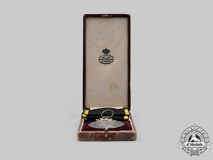 sweden,_kingdom._a_royal_pro_patria_medal_for_fidelity_and_diligence1918,_ii_class_silver_grade_c2020_713_mnc0359