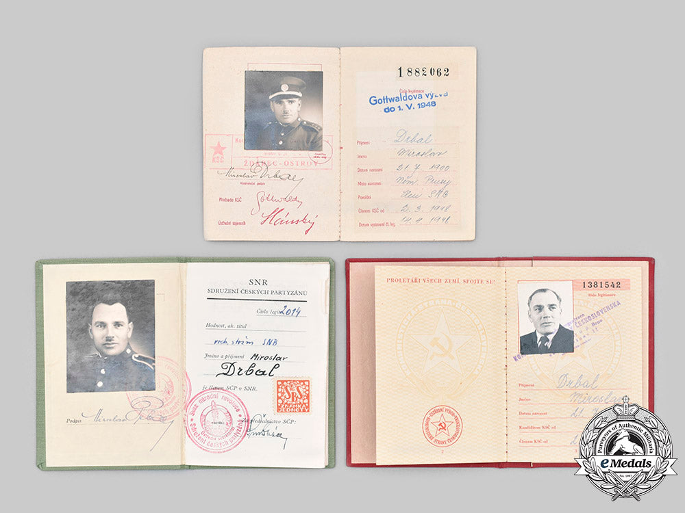 yugoslavia,_czechoslovakia._a_lot_of_four_socialist_awards_and_eight_award_booklets_c2020_719_mnc6004_1_1