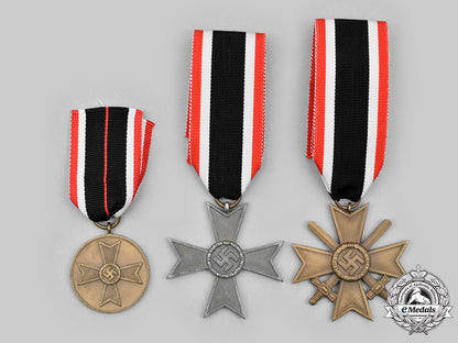 germany,_wehrmacht._a_lot_of_war_merit_decorations_c2020_731_mnc3461