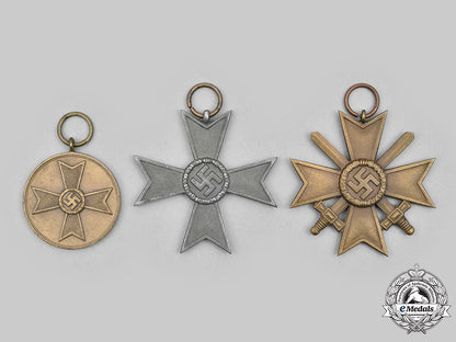 germany,_wehrmacht._a_lot_of_war_merit_decorations_c2020_732_mnc3463