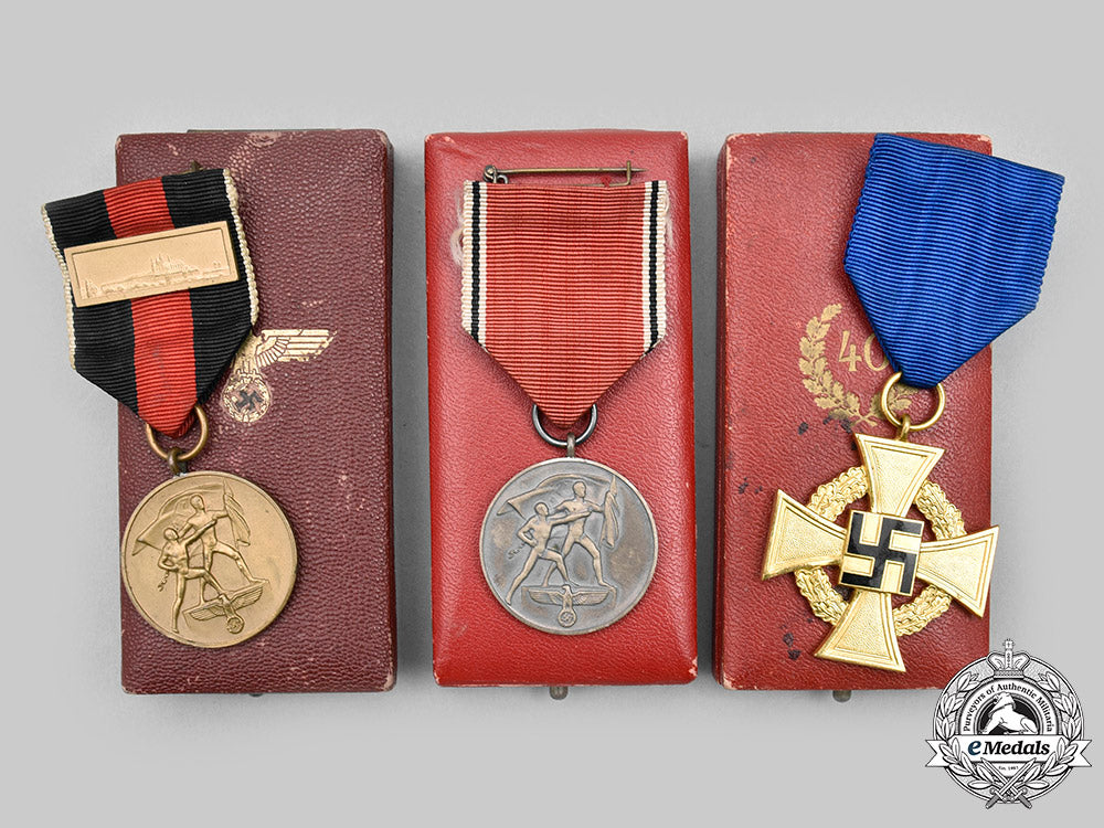 germany,_third_reich._a_lot_of_commemorative_service_medals_c2020_739_mnc8215