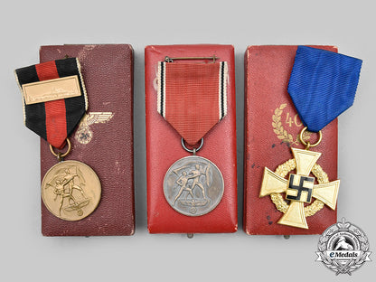 germany,_third_reich._a_lot_of_commemorative_service_medals_c2020_739_mnc8215
