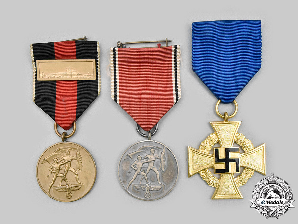 germany,_third_reich._a_lot_of_commemorative_service_medals_c2020_740_mnc8218