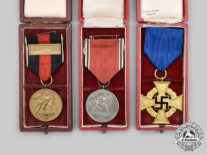 germany,_third_reich._a_lot_of_commemorative_service_medals_c2020_743_mnc8212