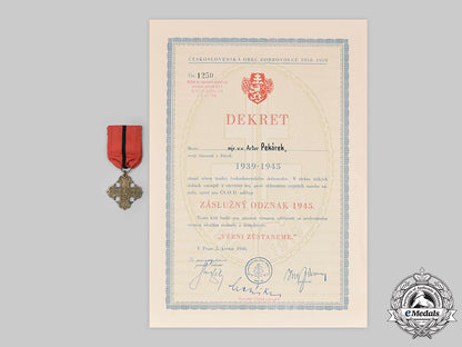 czechoslovakia,_republic._lot_of_three_first_and_second_war_awards_with_documents_c2020_746_mnc6062