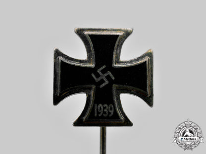 germany,_wehrmacht._a1939_iron_cross_stick_pin_c2020_756_mnc3375_1