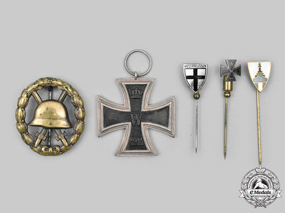 germany,_imperial._a_lot_of_awards_and_badges_c2020_760_mnc6289