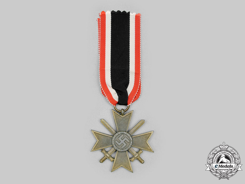 germany,_luftwaffe._a_war_merit_cross_ii_class_with_swords,_with_award_document,_by_klein&_quenzer_c2020_769_mnc8294