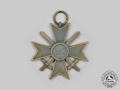 germany,_luftwaffe._a_war_merit_cross_ii_class_with_swords,_with_award_document,_by_klein&_quenzer_c2020_771_mnc8298