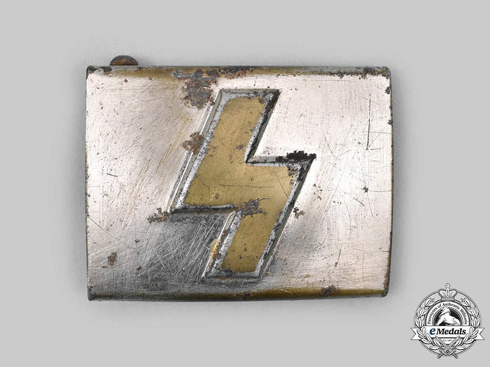 germany,_dj._a_deutsches_jungvolk_belt_buckle,_by_f.w._assmann&_söhne_c2020_775_mnc6327_1_1_1