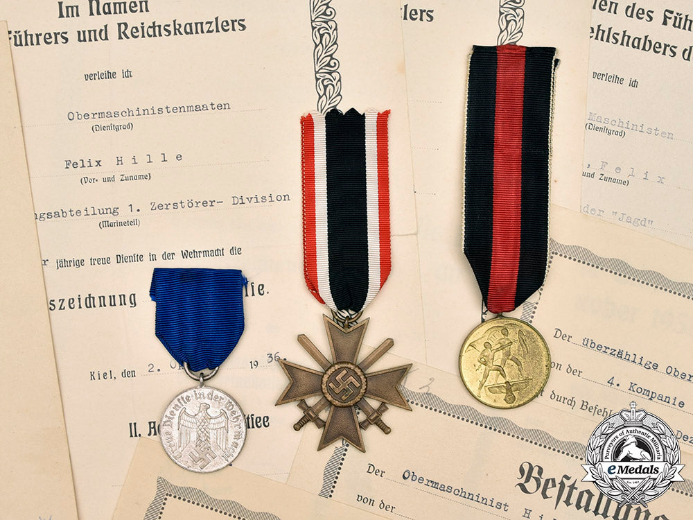 germany,_kriegsmarine._a_lot_of_decorations_and_award_documents_to_felix_hille_c2020_775_mnc8311