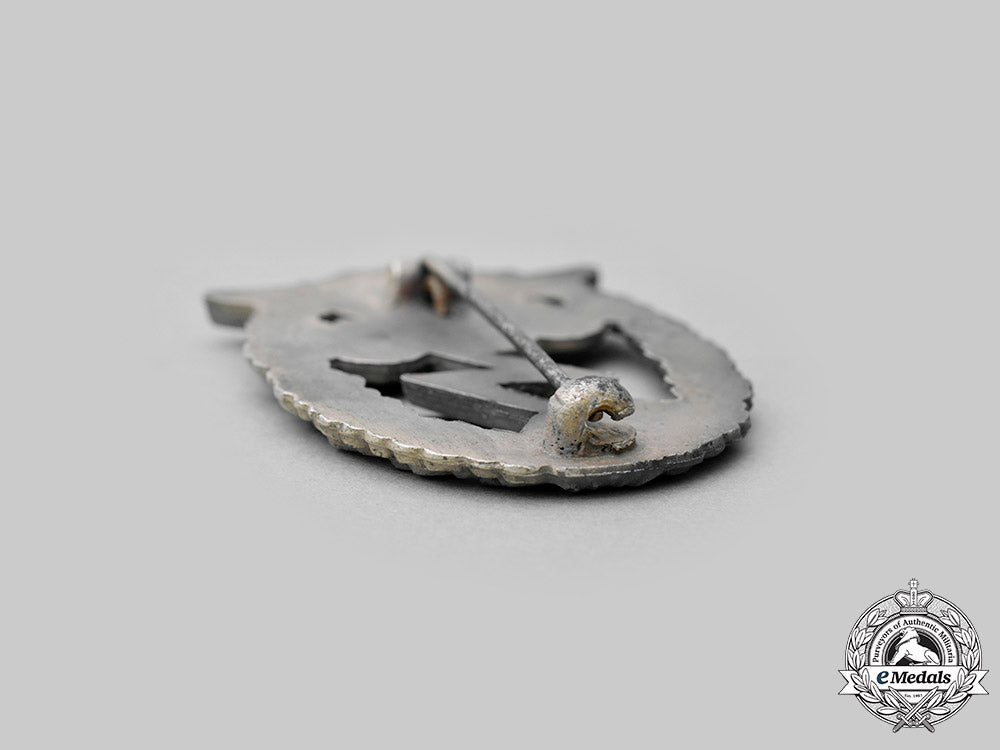 germany,_luftwaffe._a_ground_assault_badge_c2020_778_mnc3239_1
